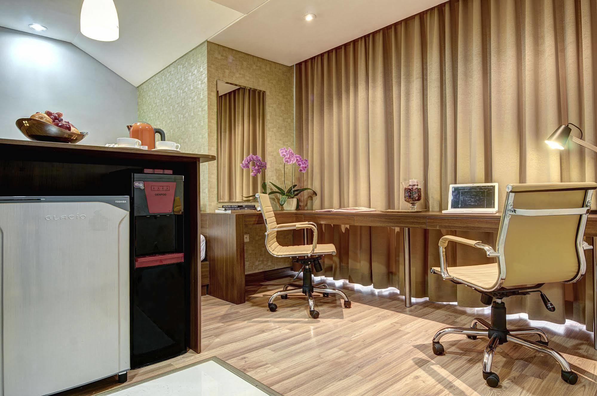 Sampit Residence Managed By Flat06 Yakarta Exterior foto