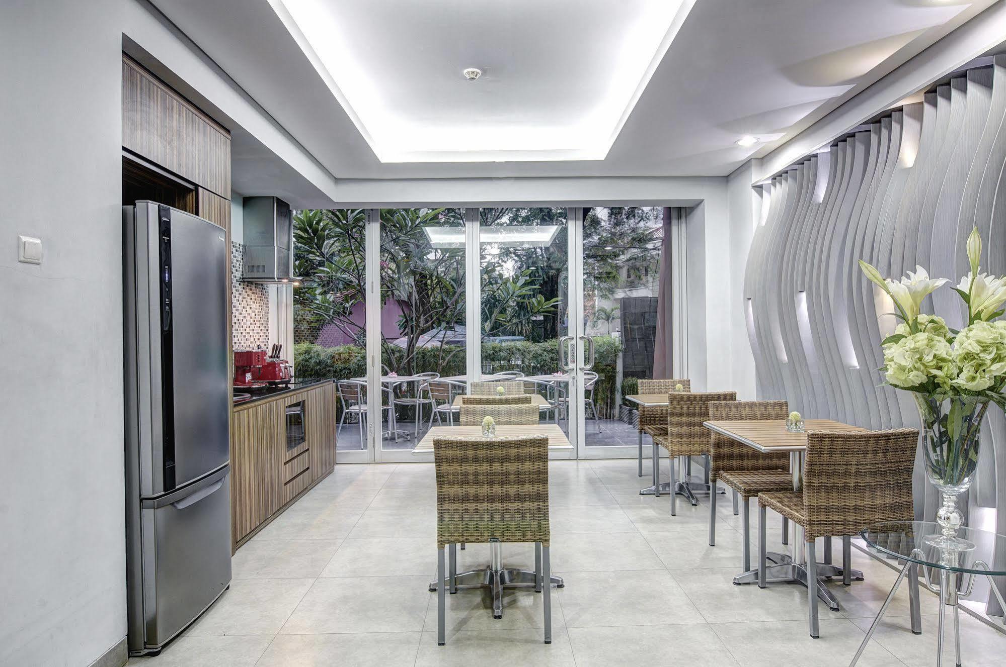 Sampit Residence Managed By Flat06 Yakarta Exterior foto