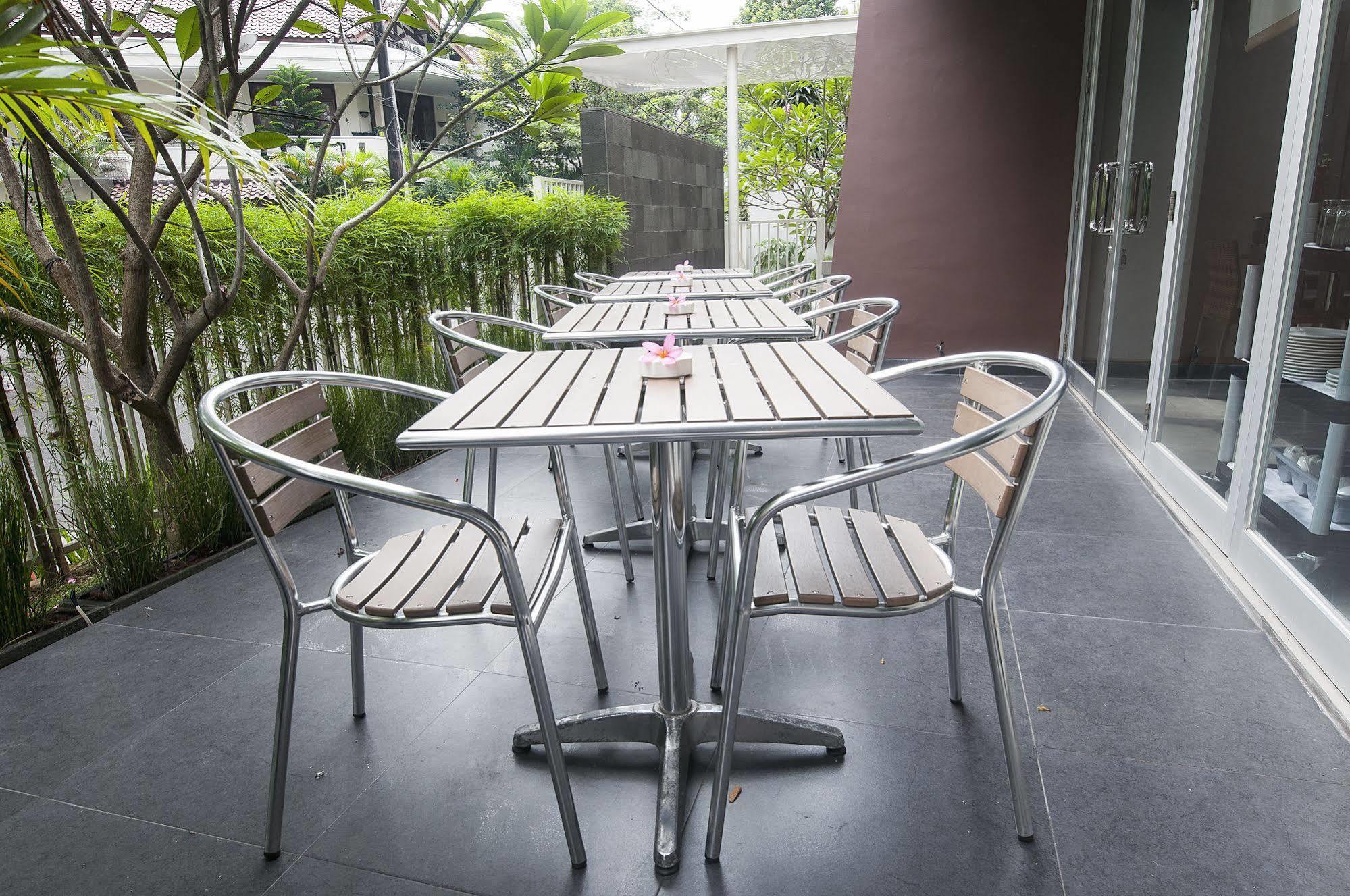 Sampit Residence Managed By Flat06 Yakarta Exterior foto